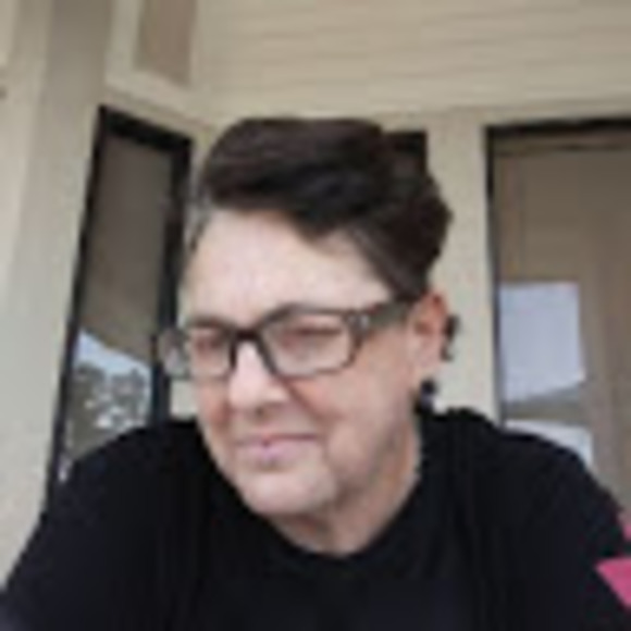 Meet your Posher, Julien - Picture 1 of 1